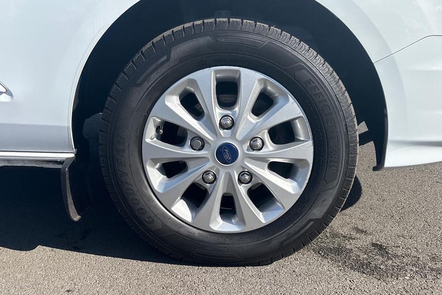Used FORD TRANSIT CUSTOM MM73UHT 38