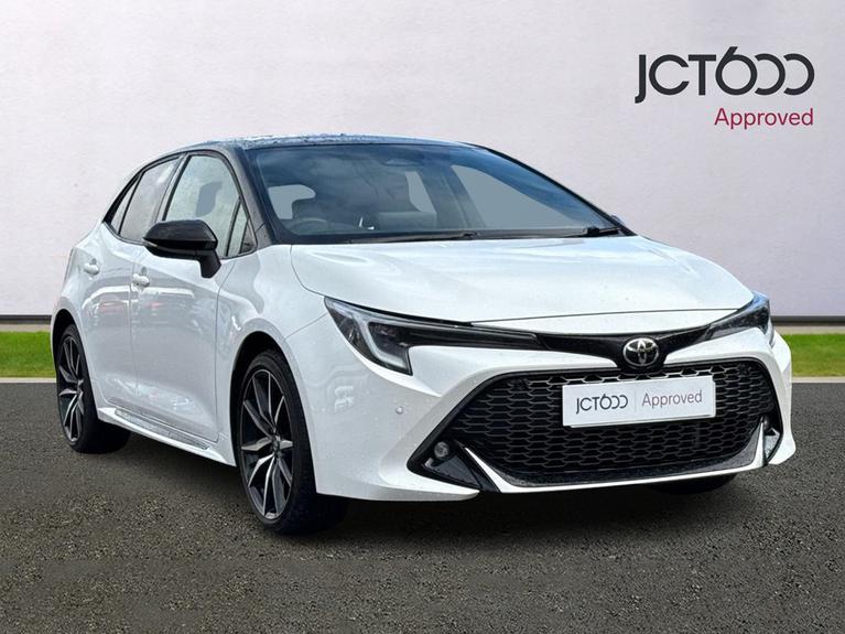 Used 2023 TOYOTA Corolla 1.8 VVT-h GR SPORT Hatchback 5dr Petrol Hybrid CVT Euro 6 (s/s) (140 ps) White at JCT600