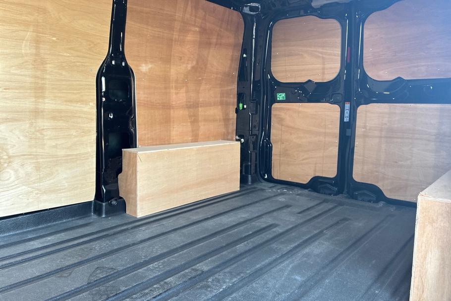 Used Ford TRANSIT CUSTOM AK75ORN 4