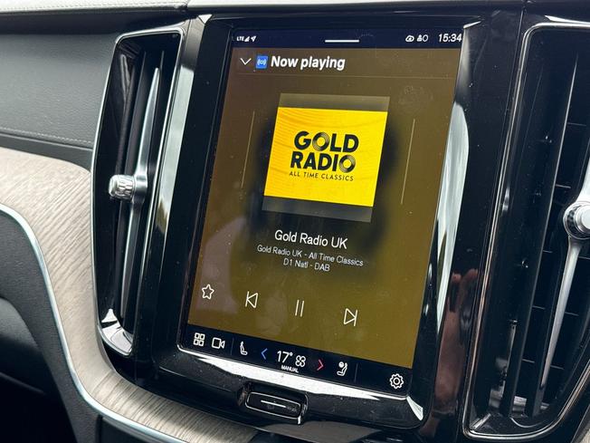 VOLVO XC60 Photo 13