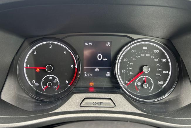 VOLKSWAGEN Transporter Photo 15
