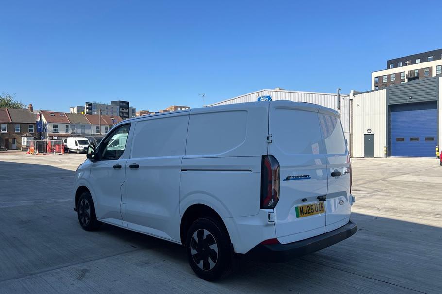 Used Ford E-Transit Custom MJ25UZR 26