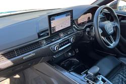 AUDI RS5 Photo 2