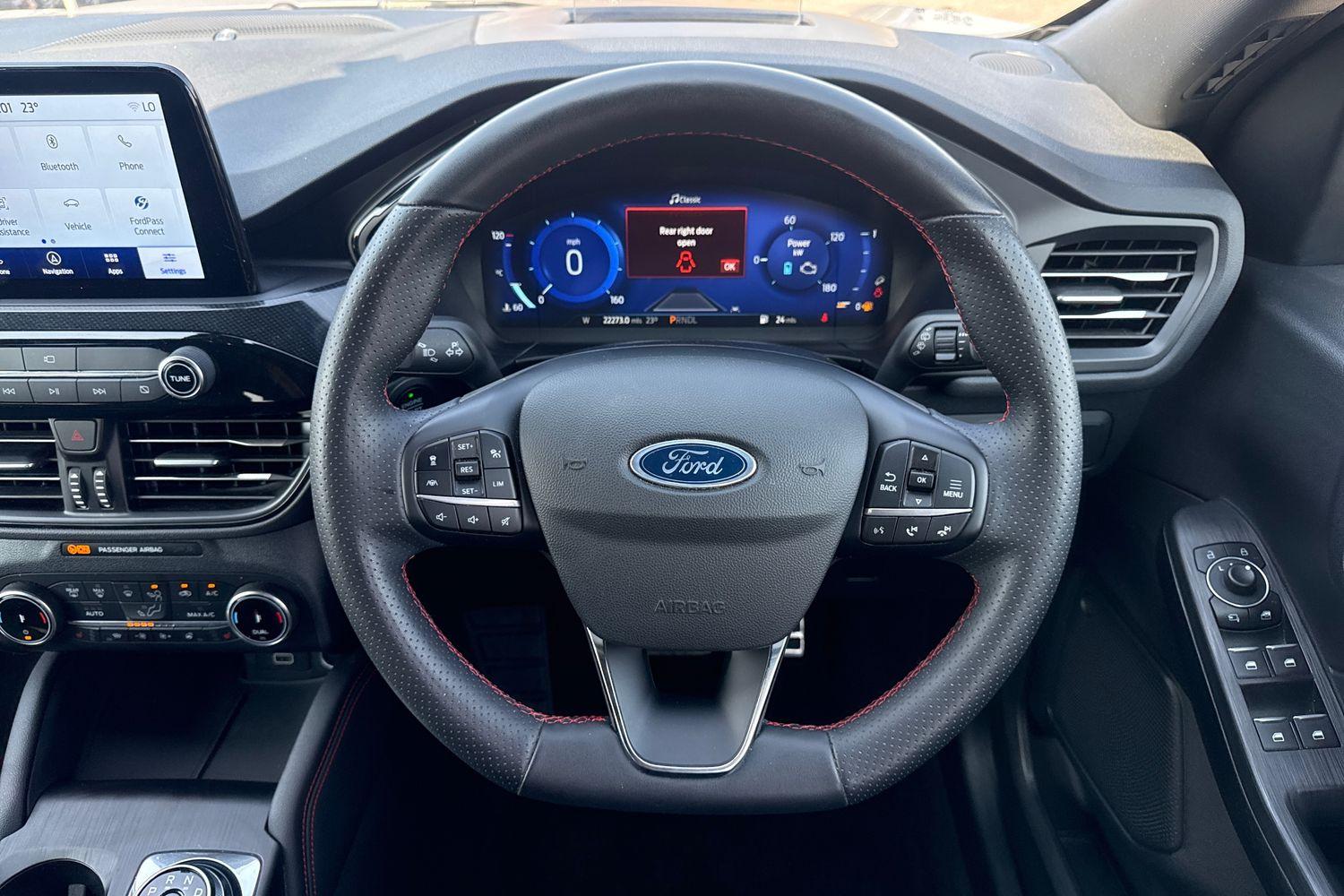 Ford KUGA Photo 11