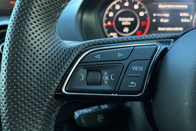 Audi Q2 Photo 16
