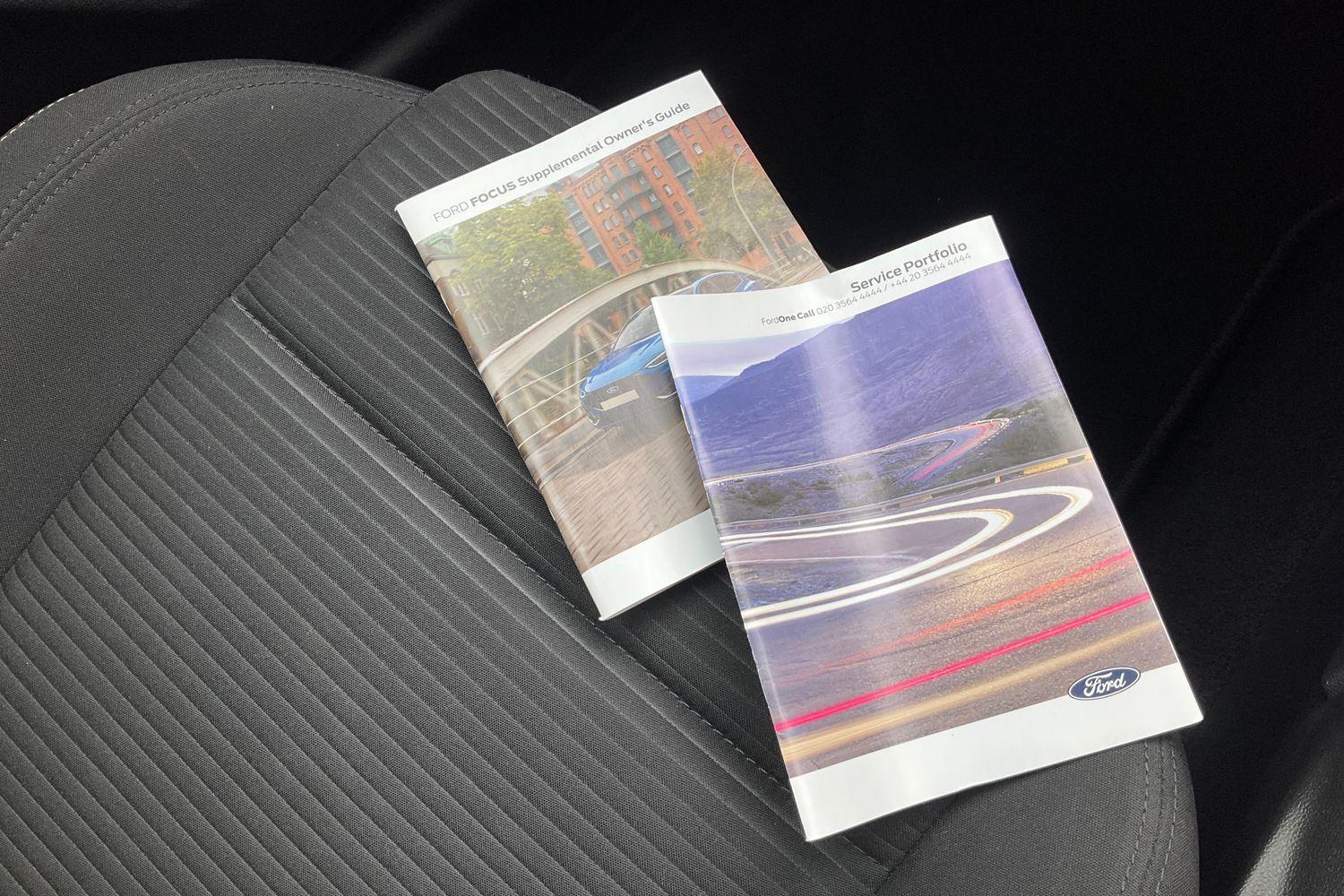 Ford Focus Photo 21