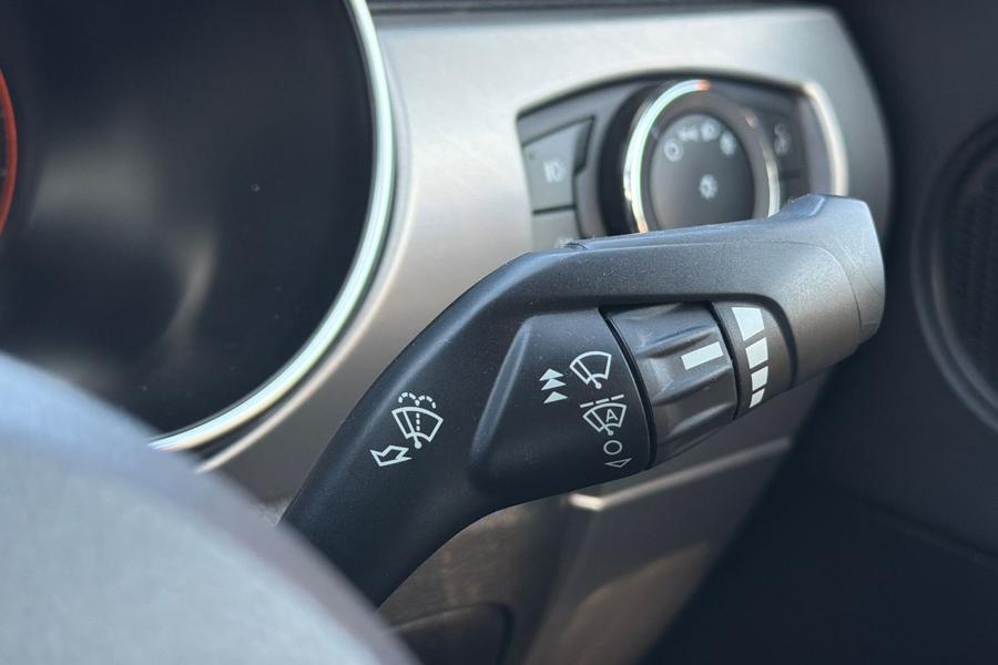 Ford MUSTANG Photo autoimg-b67efcdf88d63021cb45f5630be328cc95b80c88.jpg