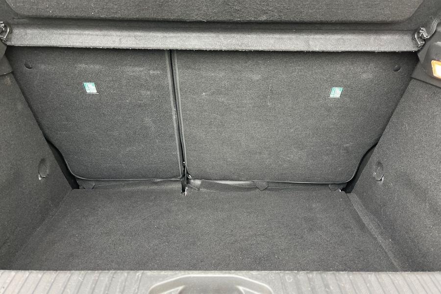 Renault CLIO Photo autoimg-b67f3ffd48387fae2ac6b1fcc7cda79696481b8f.jpg