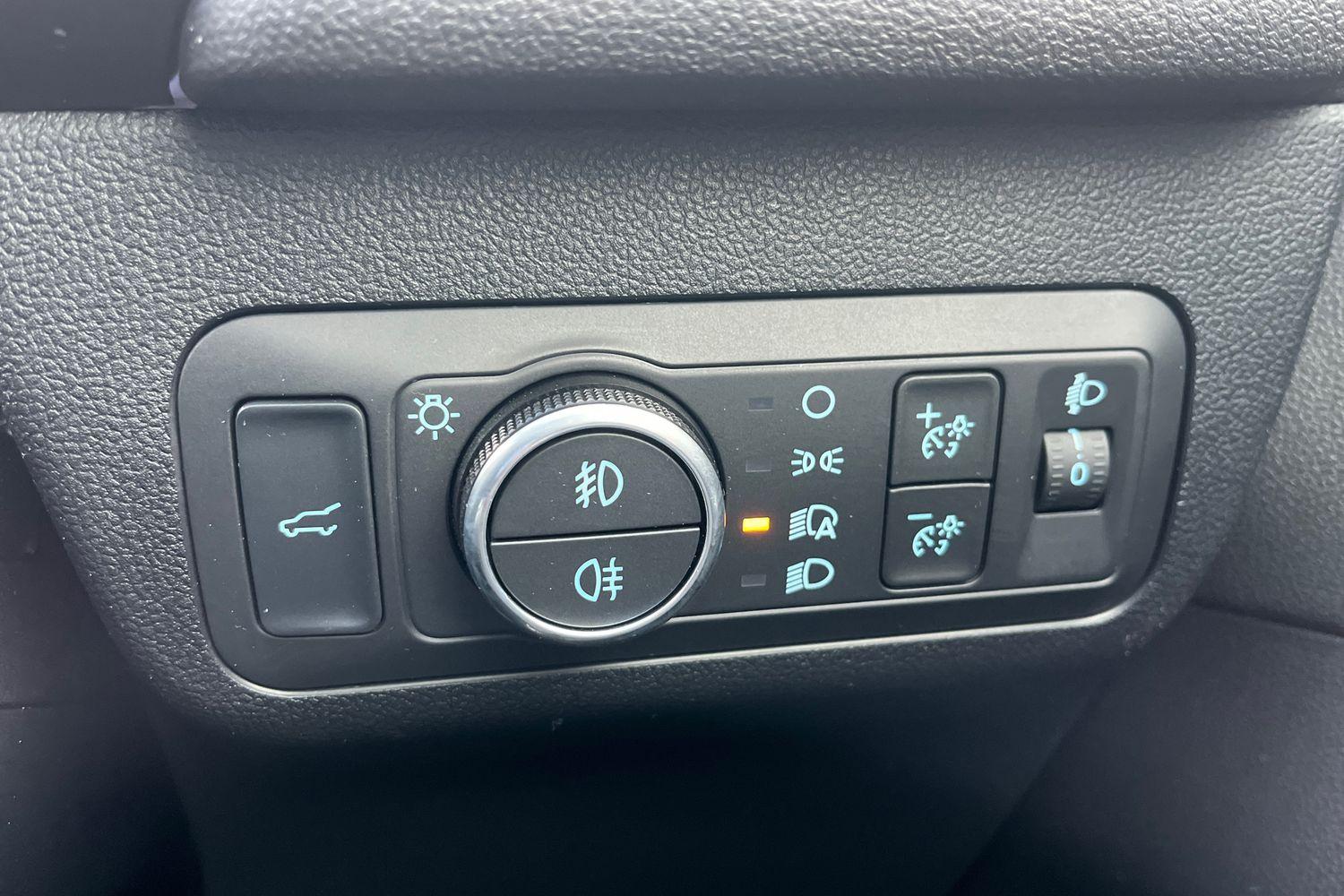 Ford KUGA Photo 29