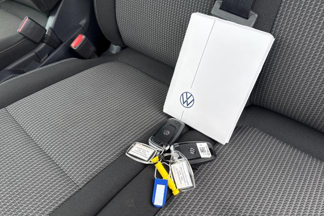 VOLKSWAGEN Transporter Photo 48