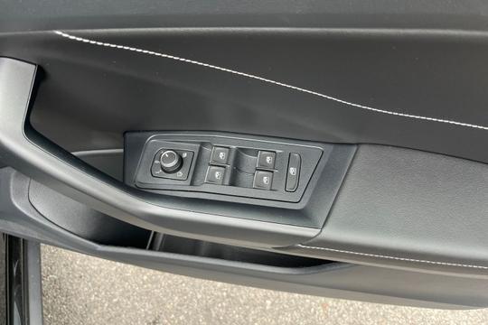 Volkswagen T-roc Photo autoimg-b68e29161497bf51f49ca873d2763a3b96170733.jpg