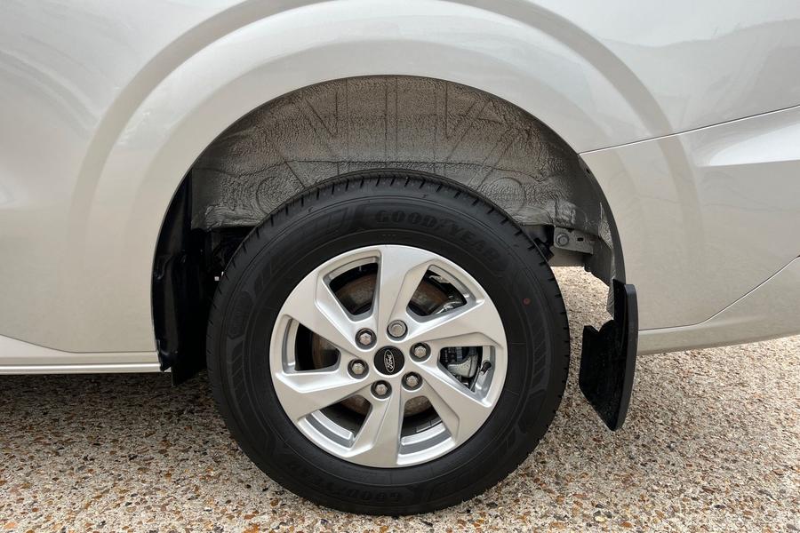 Ford TRANSIT CUSTOM Photo autoimg-b69398d3537b8376fce3faabeaf55336f487a234.jpg