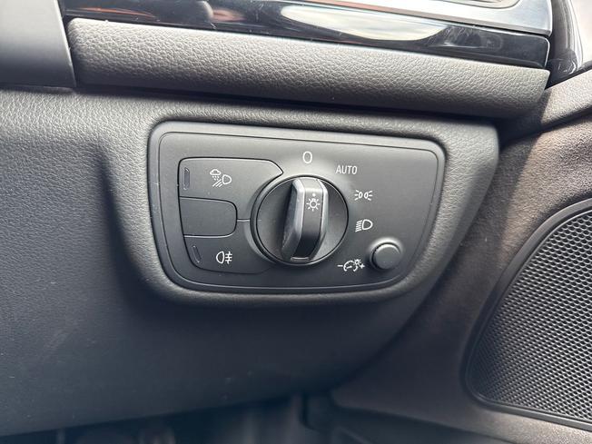 AUDI A6 Avant Photo 32
