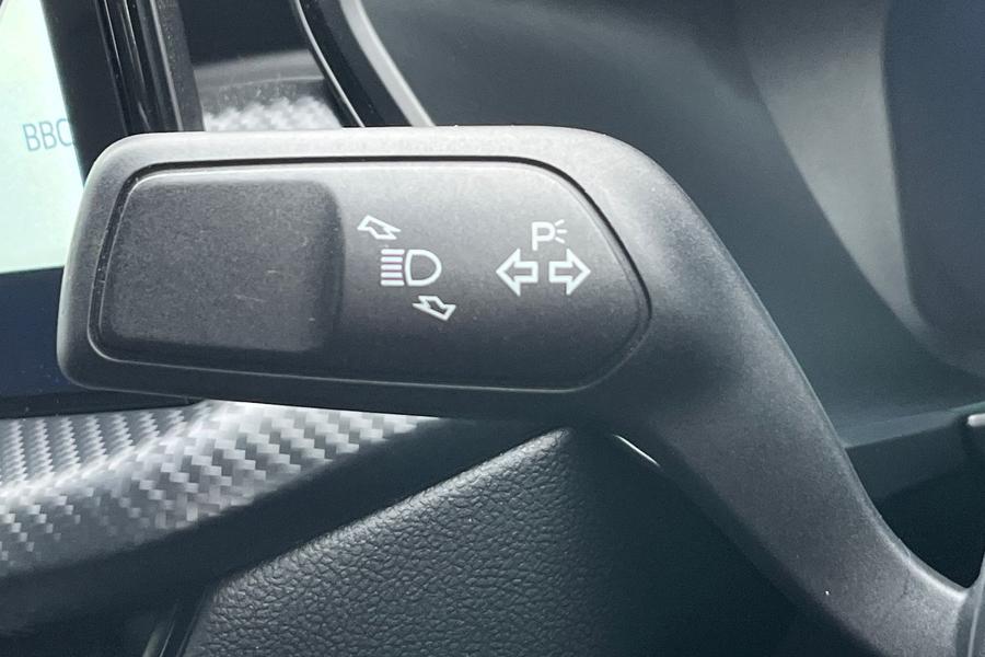 Ford KUGA Photo autoimg-b6981d3fc4591bfe3cfe8008c8dc51a061f6e6c3.jpg