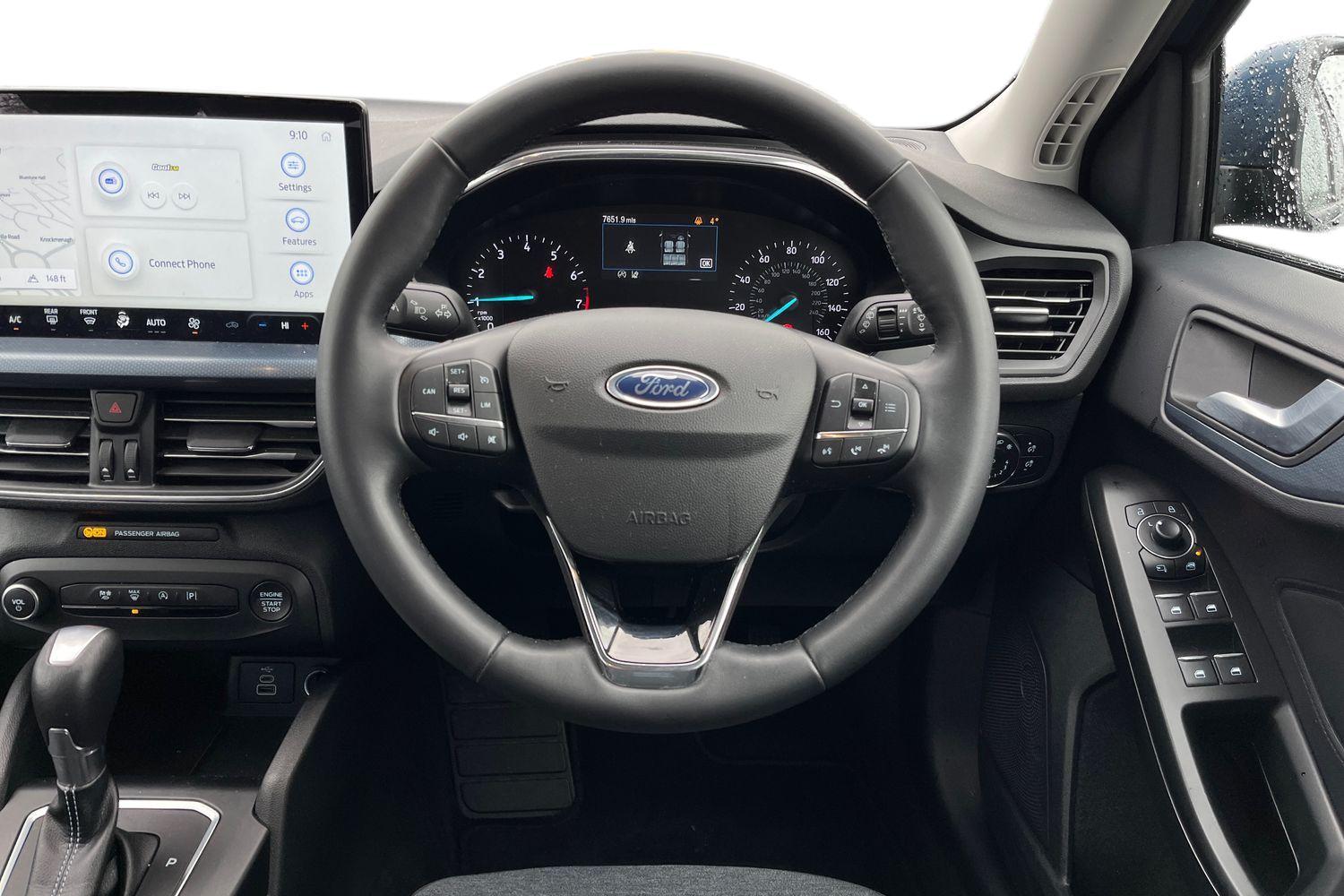 Ford FOCUS Photo 10