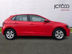VOLKSWAGEN Polo Photo 4