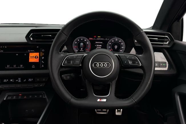 AUDI A3 Photo 11