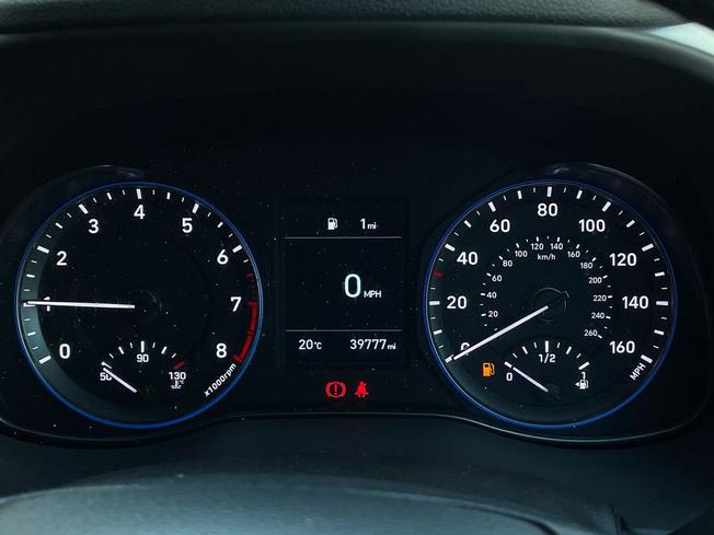HYUNDAI Kona Photo 15