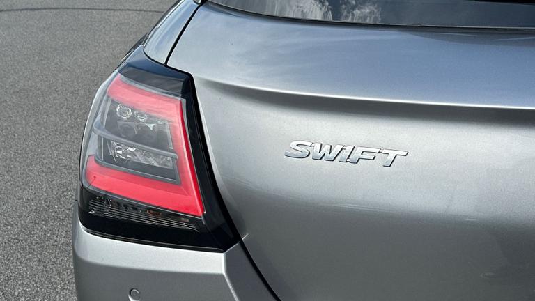 Used Suzuki Swift WD25LDX 19