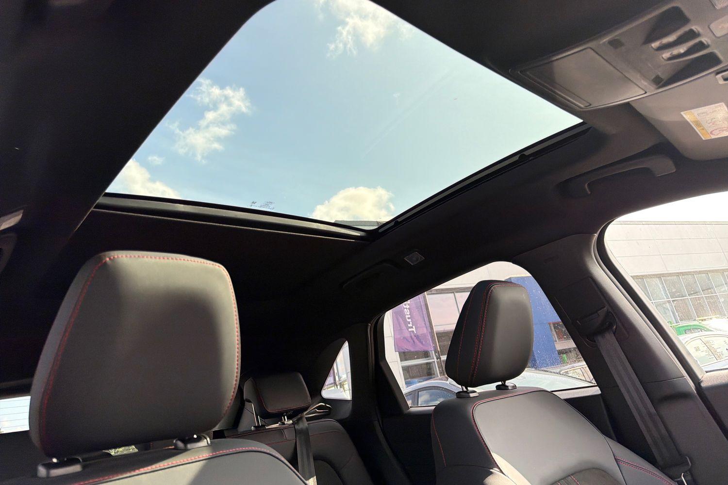 Ford KUGA Photo 29