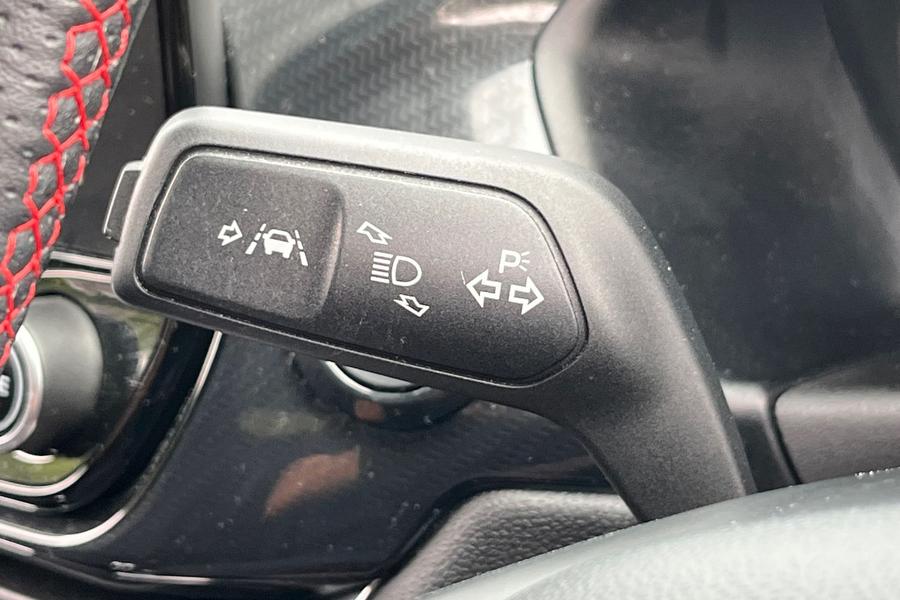 Ford Fiesta Photo autoimg-b6aacaf3f3ded830136a2070010f4126f119eecc.jpg