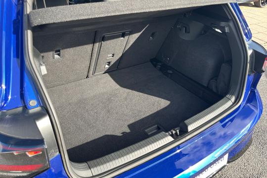 Volkswagen Golf Photo autoimg-b6ac2e9955e95bd7fad1cb9b6ba2ad20958c9df3.jpg