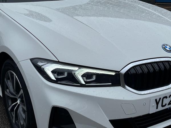 BMW 3 Series Photo autoimg-b6ae0ce4c7fd8769444b29f830b03b5ec35b39c0.jpg