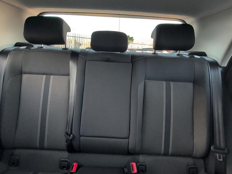 Used Volkswagen T-Roc NU69UJR 29