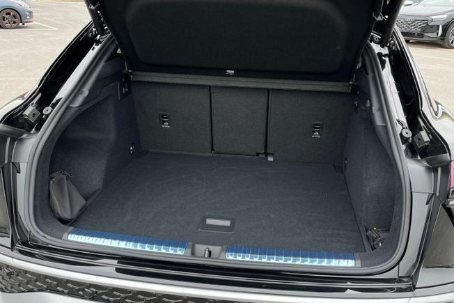 AUDI  Q3 Sportback Photo 12