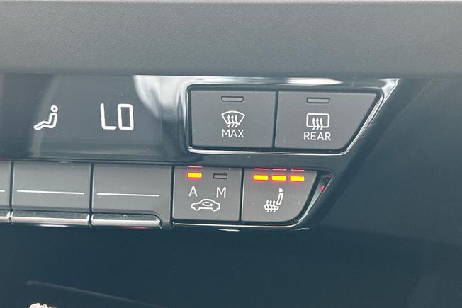 Audi Q4 E-Tron Photo 53