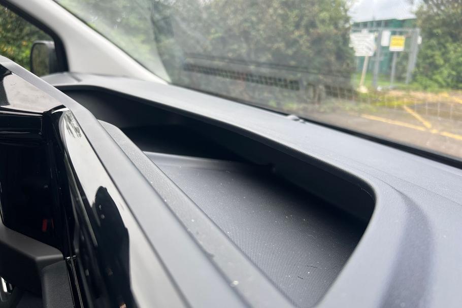 Used FORD TRANSIT CUSTOM WR75ZBG 36