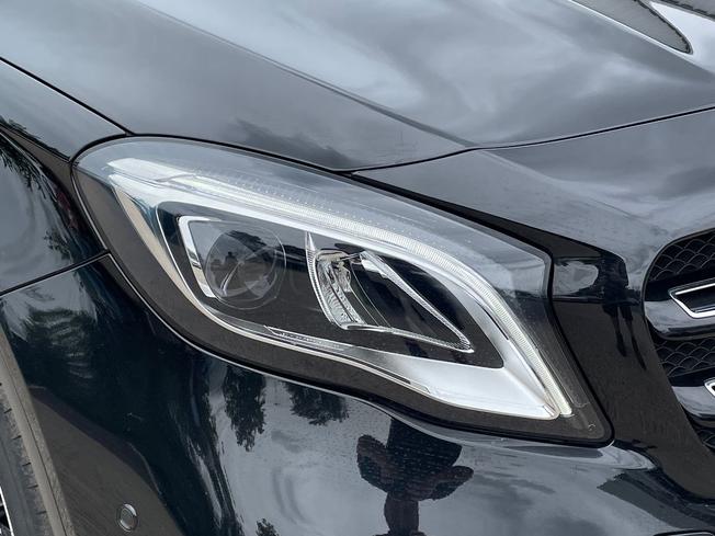 MERCEDES-BENZ GLA Photo 19