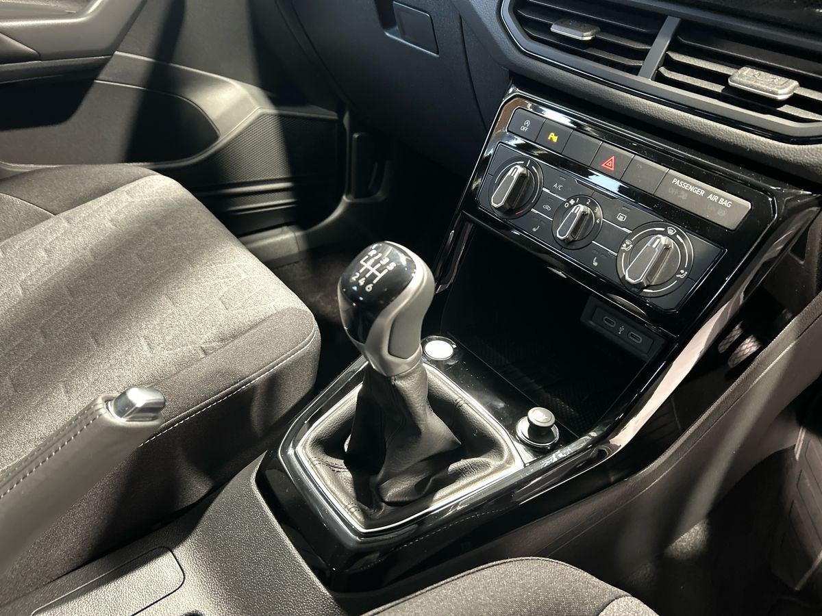 Volkswagen T-cross Photo autoimg-b6b86320d0b78e0531801818a6e8fafeec7655d2.jpg
