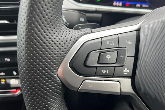 Volkswagen T-roc Photo autoimg-b6bf35c010384759b418f3aee6327fbab3284e28.jpg