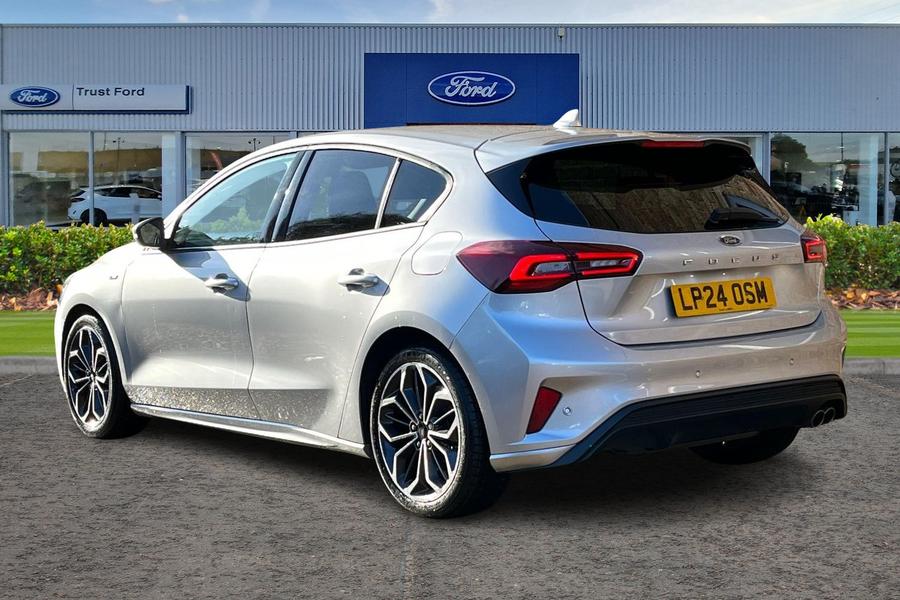 Ford FOCUS Photo autoimg-b6c19f868c267cac22071481abaaa90e17f0c5a9.jpg