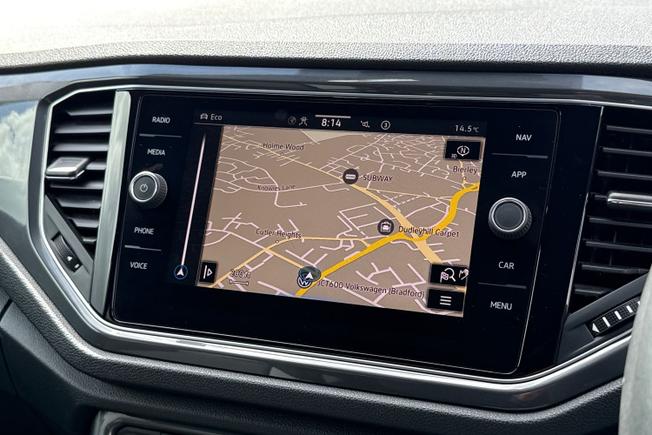 Volkswagen T-Roc Photo 14