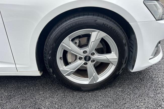 AUDI A6 Saloon Photo 25