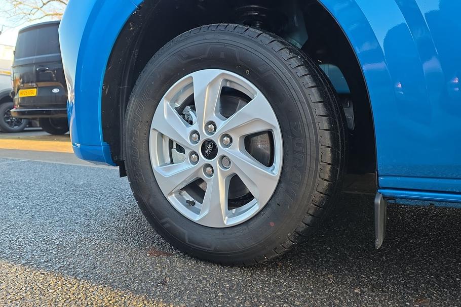 Used Ford TRANSIT CUSTOM WP75OOC 19