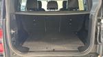 Land Rover Defender Photo 9