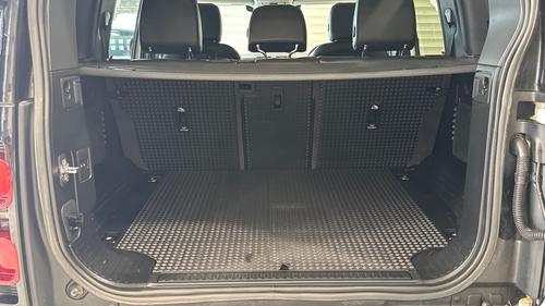 Land Rover Defender Photo autoimg-b6c9d8de50ff26d6c9e6e72d57ec38a4b97e3e5e.jpg
