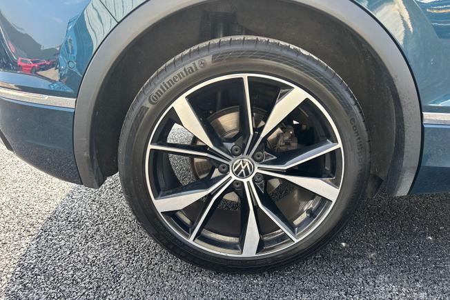 VOLKSWAGEN Tiguan Photo 28