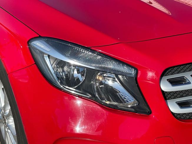 MERCEDES-BENZ GLA Photo 19