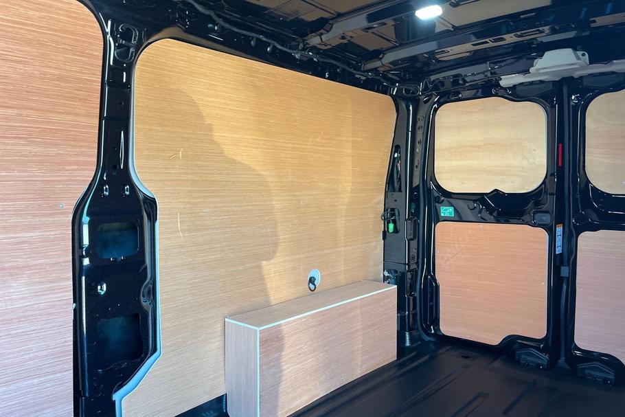 Used FORD TRANSIT CUSTOM WN75AVO 4