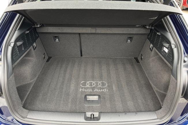 Audi Q2 Photo 12