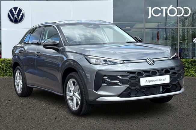 VOLKSWAGEN T-Roc Photo 1