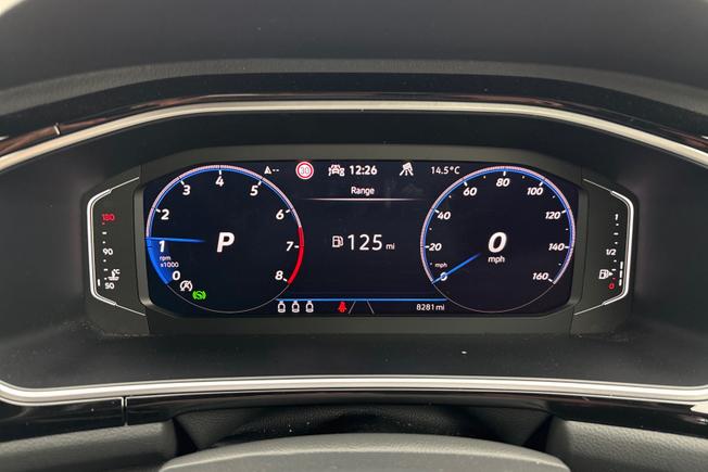 VOLKSWAGEN T-Roc Photo 15
