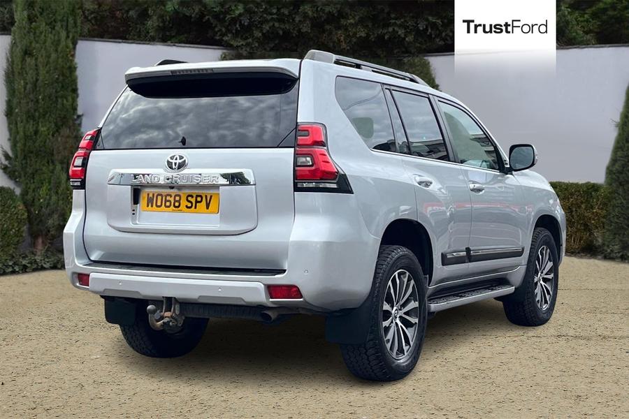 Toyota Land Cruiser Photo autoimg-b6dbde0eec852d67b08ba2fd5e1e0230fea57da4.jpg