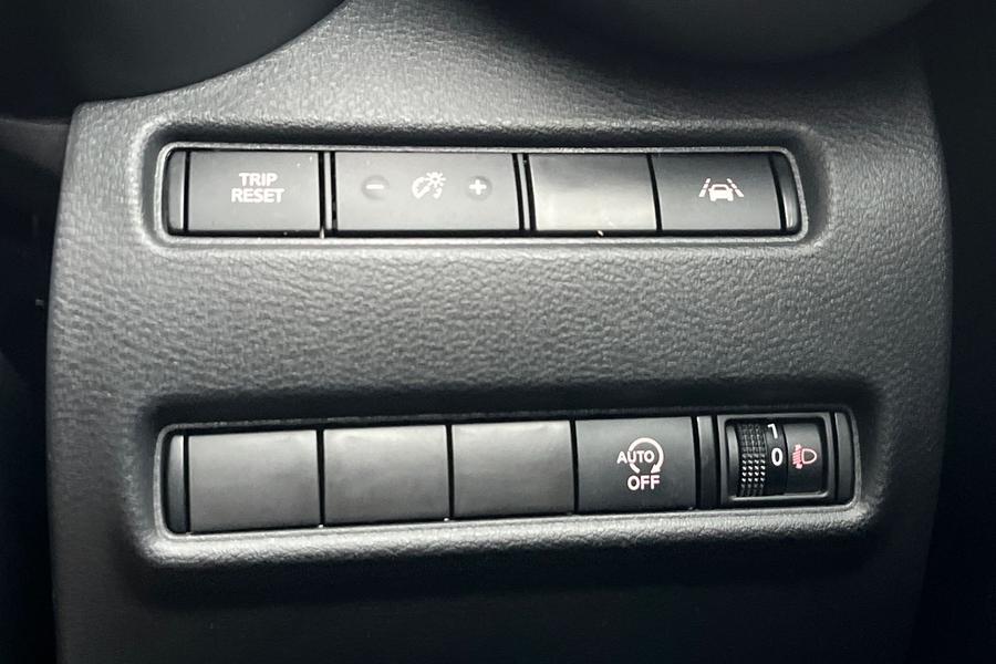 Nissan Juke Photo autoimg-b6dfab98a47eaff9d43d84f3838031ad09ed264f.jpg