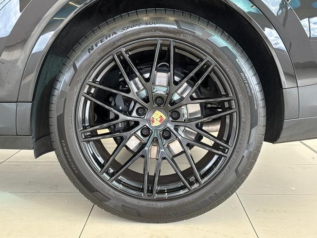 PORSCHE Cayenne Photo 26