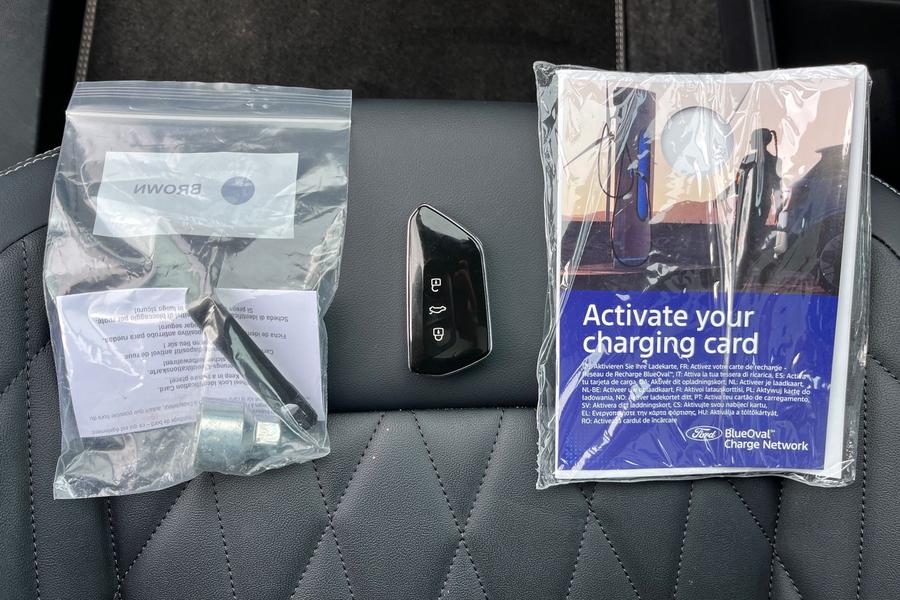 Ford Explorer Photo autoimg-b6e81ee36adf9c36f818532413db60fccc41d81f.jpg